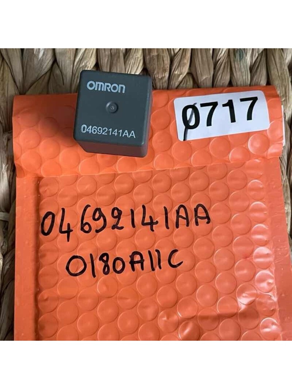 ✅Omron 4 Pin Relay 04692141AA for Chrysler Dodge Jeep Multi-Use #️⃣717